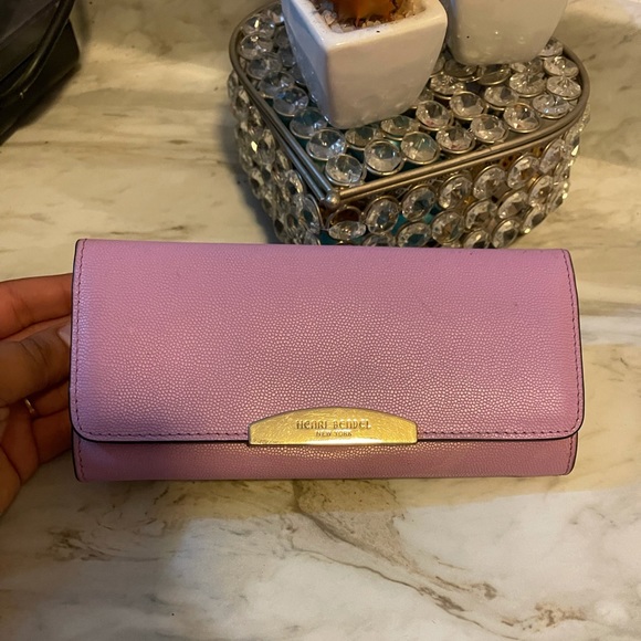 henri bendel Handbags - Final sale ❤️🌻Henri bendel wallet